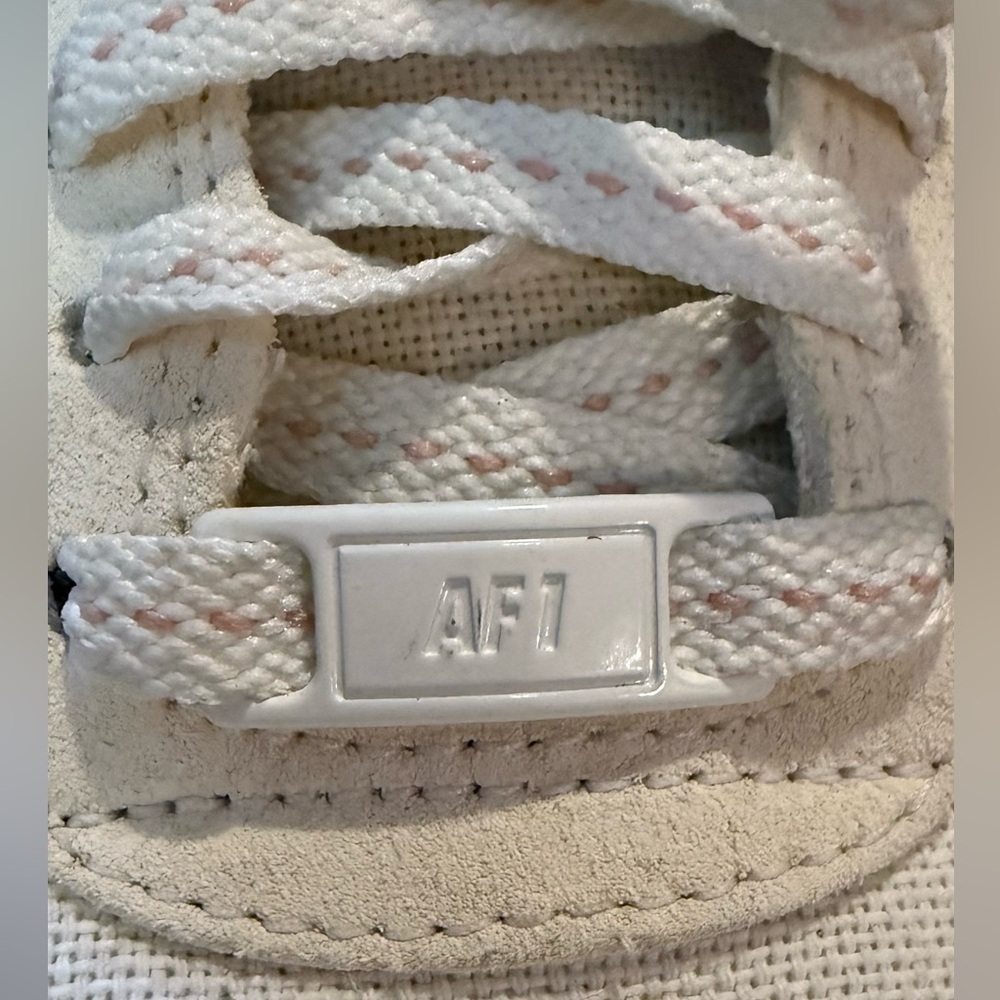Nike Air Force 1 '07 'Peace Sneakers Women’s Size 9 RARE - Picture 15 of 15